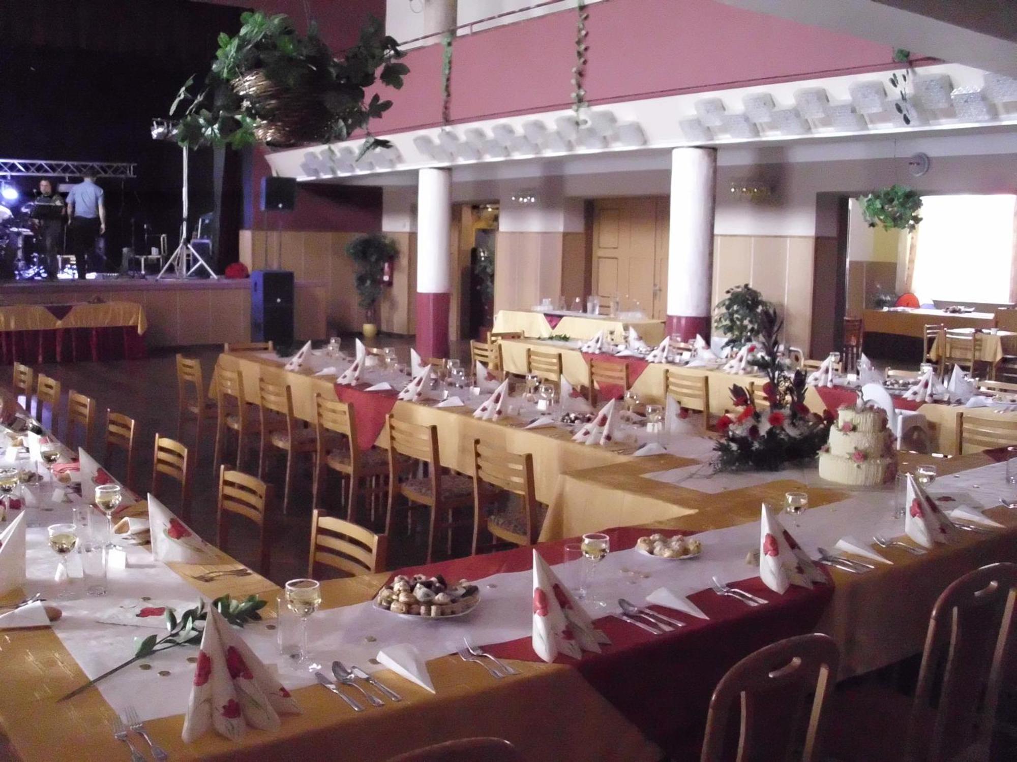 Hotel Morava Jevíčko Exterior foto
